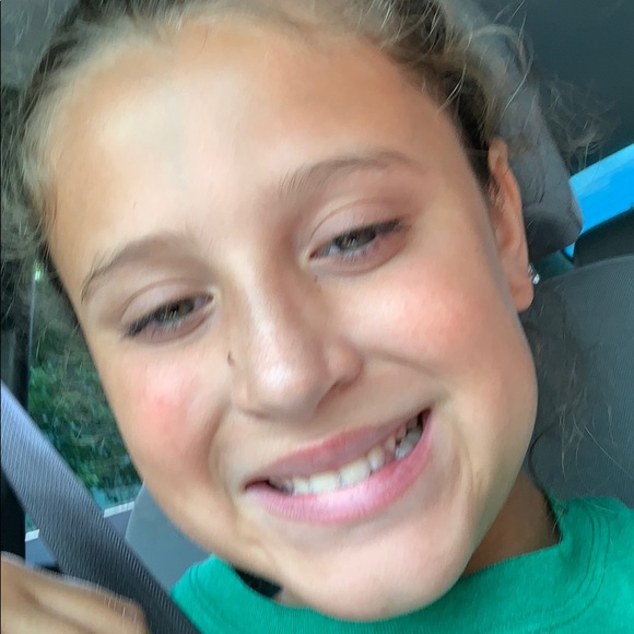 Meet your Posher, Jullya - Picture 1 of 1